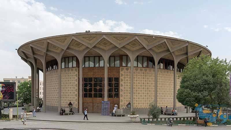 بازنگری در مفهوم نقد و منتقد در معماری معاصر ایران
