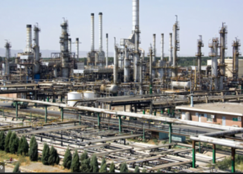 تاثیرات صنعت نفت در شهرهای ایران