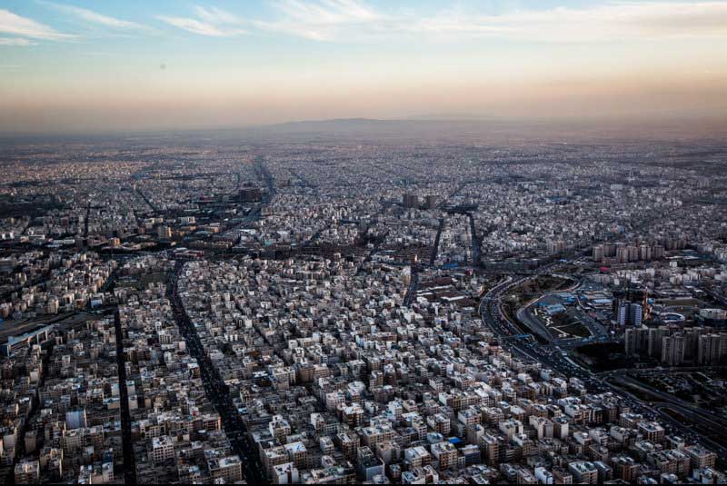 در گفت و گو با روزنامه شرق؛ سید امیر منصوری: تهران برای نجات از زلزله هولناک زمان زیادی ندارد/ خانه‌های قریب به 5 میلیون تهرانی نیاز به نوسازی دارد